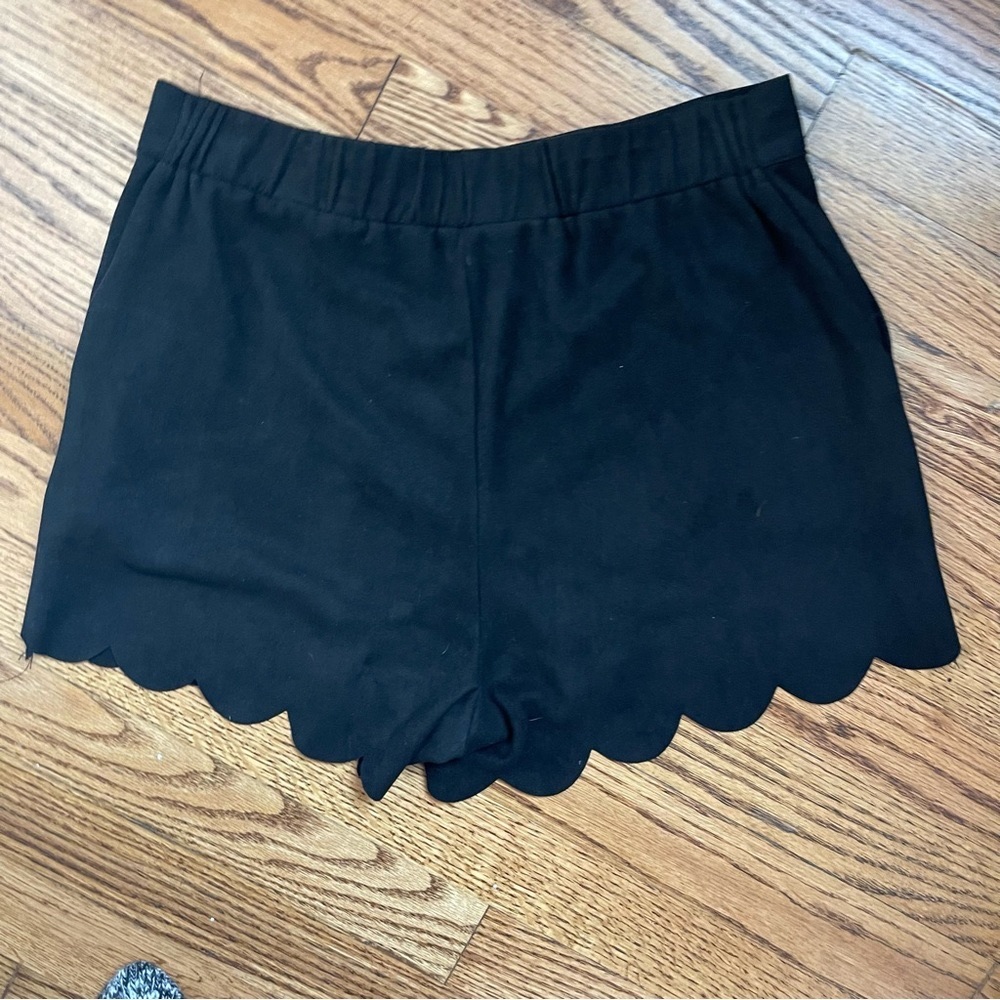 suede scalloped shorts